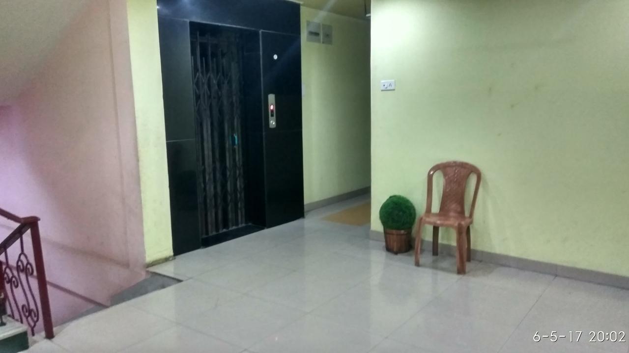 Hotel Varsa Dibrugarh Eksteriør billede