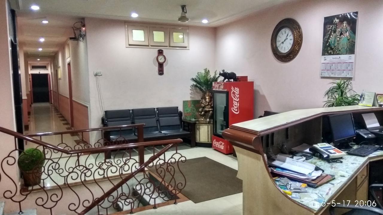 Hotel Varsa Dibrugarh Eksteriør billede